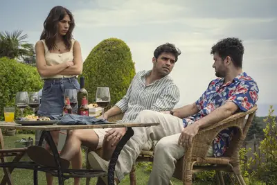 Transferência ou homenzinho: Quem é Erin Carter? Em Netflix, onde uma mulher tenta esconder seu passado secreto depois de proteger a filha durante um voo