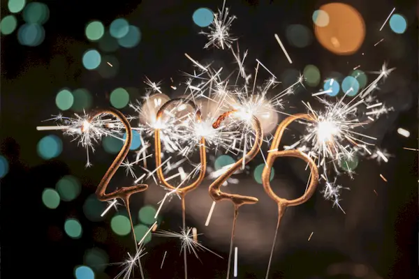 Cómo ver caer la bola de Times Square sin cable - ¡Edición 2026!