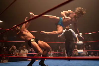 La griffe de fer envoie-t-elle HBO Max ou Netflix?