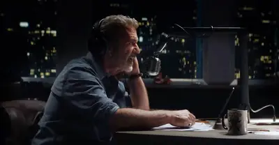 ON THE LINE MEL GIBSON MOVIE STREAMING