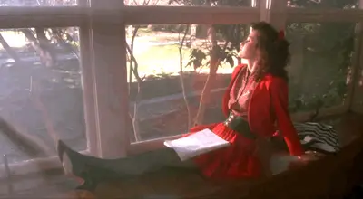 HEATHERS SHANNEN DOHERTY BATHED IN LIGHT