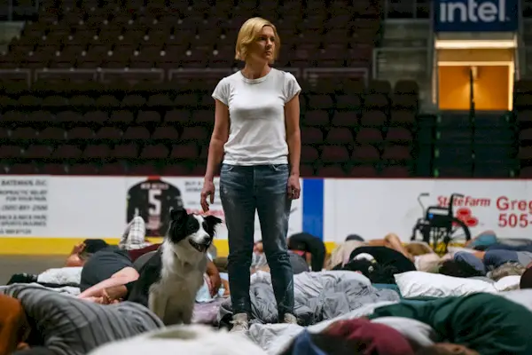 Una mujer y un perro