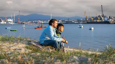 Transferência ou saída: Vejo você em outra vida em Hulu, um adolescente que participou de ataques terroristas em Madri em 2004