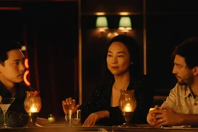 Hae Sung (Teo Yoo), Nora (Greta Lee), and Arthur (John Magaro) in 