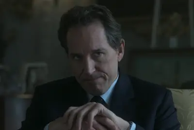 Resumen del episodio 6 de la Temporada 6 de la Corona : All Ave, King Tony