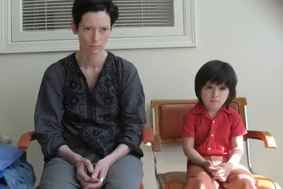 BIG FAN, foreground from left: Patton Oswalt, Kevin Corrigan, 2009. ©First Independent Pictures/cour