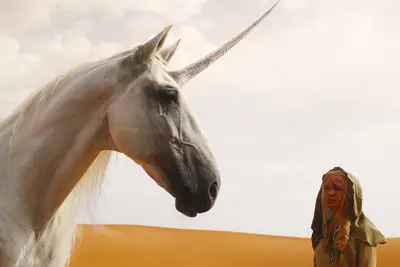 Das Ende der Witcher Staffel 3 erklärte: Wer ist Falka?