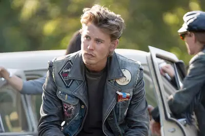 Transmita o omitirlo: The Bikeriders en VOD, un drama de ciclista en el que Austin Butler y Tom Hardy no van a ninguna parte