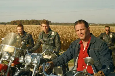 Boyd Holbrook, Austin Butler, Tom Hardy in 