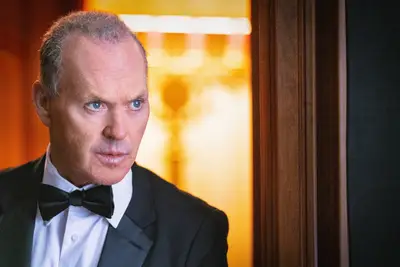 O protegido em HBO Max ou Netflix está protegido? Onde você pode ver o thriller de Michael Keaton