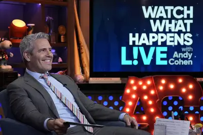 Por que ele não pode ver o que está acontecendo ao vivo esta noite? Quando o WWHL volta com novos episódios?