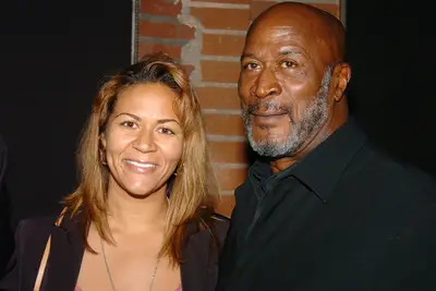 Die Polizei stellt fest, dass John Amos nach wiederholten Behauptungen seiner Tochter kein Opfer von älteren Missbrauch ist