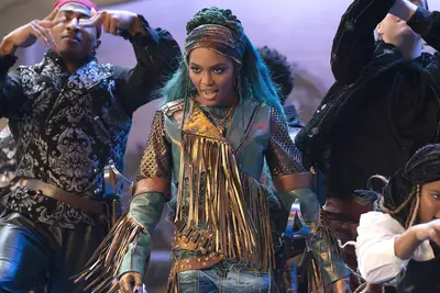 É seguido: aumento da transmissão vermelha na Netflix ou na Disney?