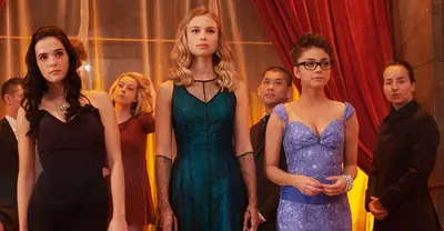 Transfira ou deixe sair: Academia de Vampiros em Netflix, onde Zoey Deutch sobre Intens-Blood e o Drama Lycée Aumento