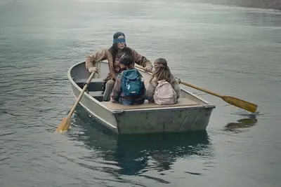 Você vê o monstro da caixa de pássaros na caixa de pássaros de Barcelona?