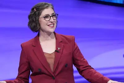 Cela vaut un danger: ils ont révélé que les salaires de Ken Jennings et Mayim Bialik