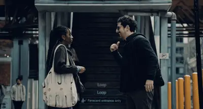 THE BEAR 304 JUDAS KISS HANDSHAKE