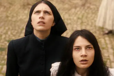 THE FIRST OMEN, from left: Nell Tiger Free, Nicole Sorace