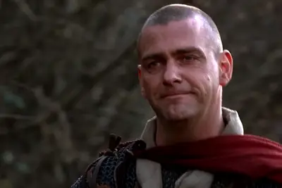 Ray Stevenson ganhou a HBO como Tito -Pulse em Roma