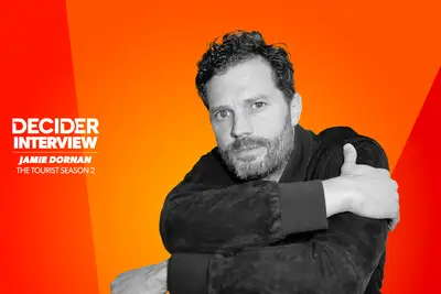 Übertragen Sie es oder lassen Sie es aus: Die Touristen -Staffel 2 in Netflix, wo der Charakter voller Jamie Dornans Amnesia nach Irland zurückkehrt