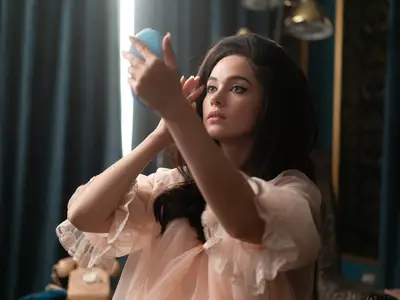 Trasferimento o lasciato uscire: Priscilla in Max, l'antidoto contemplativo di Sofia Coppola per la stravaganza di Elvis