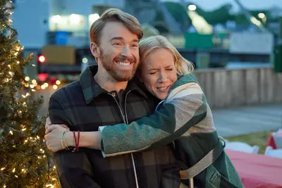 Mystic Christmas - couple