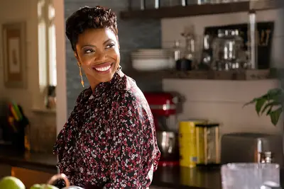 Sweet Magnolias - Heather Headley as Helen Decatur