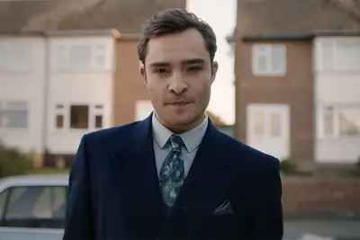 Mas branco em Netflix: e Westwick foi cancelado, mas esse show não foi