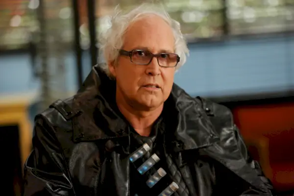 Chevy Chase Doc revela que a lenda de ‘SNL’ sofreu insuficiência cardíaca quase fatal e ficou em coma por oito dias