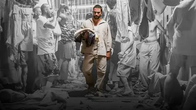 Tradotto o ometto: il detenuto di Netflix, dove un'ex marina si infiltra in una violenta prigione messicana