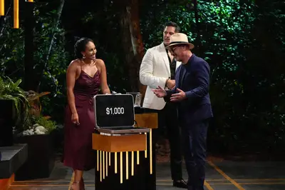 Jordan Fowler and Howie Mandel, Deal or No Deal Island