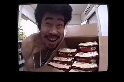 La estrella de la concursante, Nasubi, revela cuánto se le pagó por 15 meses de tortura de reality show