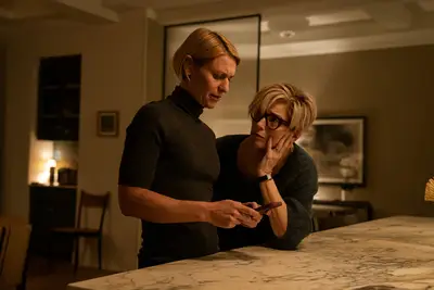 Guida completa a Circle Episoden: quanti episodi nella nuova serie Steven Soderbergh su Max?