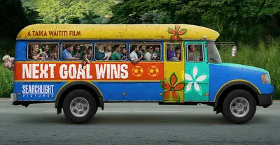 Transmitirlo o omitirlo: El próximo gol gana en Hulu, la comedia deportiva de Taika Waititi Spownog sobre un equipo de fútbol con dificultades