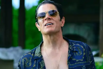 polar-johnny-knoxville