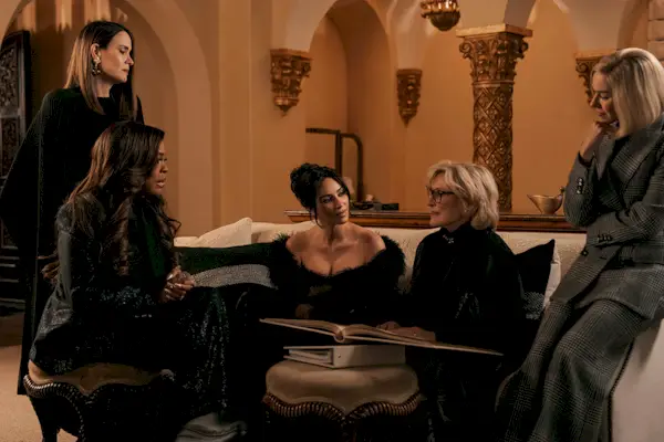 Sarah Paulson, Niecy Nash-Betts, Kim Kardashian, Glenn Close y Naomi Watts en