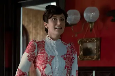 Susan Blane de Laura Benanti è la vedova calda perfetta per la seconda stagione dell'età d'oro