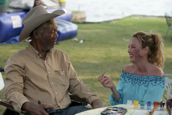 A MAGIA DE BELLE ISLE, a partir da esquerda: Morgan Freeman, Virginia Madsen, 2012.