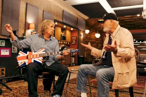 SPINAL TAP II: THE END CONTINUES, (também conhecido como SPINAL TAP II), da esquerda: Christopher Guest, Rob Reiner, 2025.