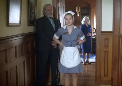 Transmitirlo o omitirlo: ‘V.C. Andrews 'Dawn' en Lifetime, sobre una adolescente que descubre que su vida es una mentira y lo que sucede después