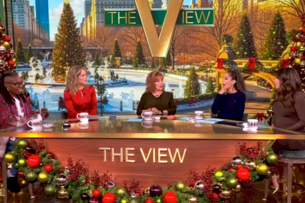 Joy Behar de The View affirme que Trump n'a rien fait pour les pauvres alors qu'il déploie des visas d'immigration d'un million de dollars