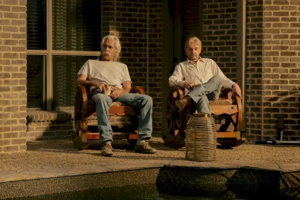 Meghan McCain se réjouit après que « Landman » ait ombragé « The View » : j'aime Taylor Sheridan