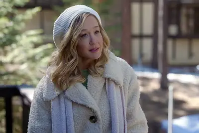 A Christmas to Treasure - Tipper