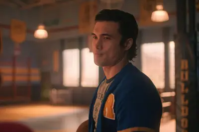 riverdale series finale reggie