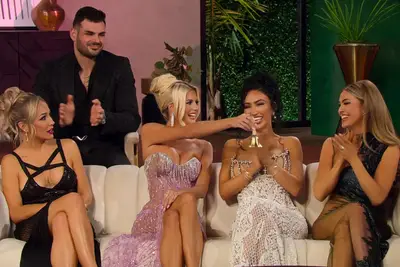 Quando a reunião da sétima temporada de vendas ao pôr do sol na Netflix?