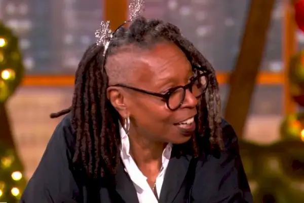 Whoopi Goldberg révèle la plus grande différence entre le stand-up et « The View » : ici, vous êtes un adulte