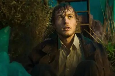 Übertragen Sie es oder lassen Sie es aus: Das Parfüm in Netflix, ein Thriller über das Aroma ohne Empfindlichkeit