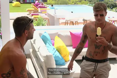¿Qué significa golpear en el Reino Unido? El colapso de Luca Love Island explicó