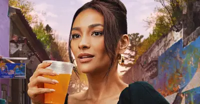 Transmita o omitirlo: sed con Shay Mitchell en Max, donde Shay Mitchell se abre paso en todo el mundo