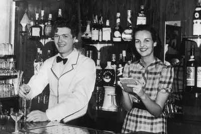 Como a verdadeira história da vida de Nancy Mitford inspirou o drama do amor